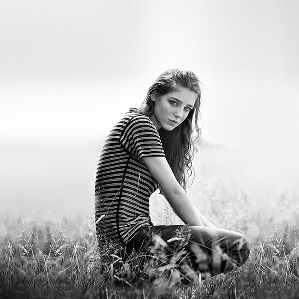 papers.co-hb51-birdy-fire-within-wallpaper