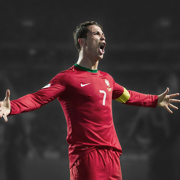 papers.co-hb67-ronaldo-roar-color-number-seven-wallpaper