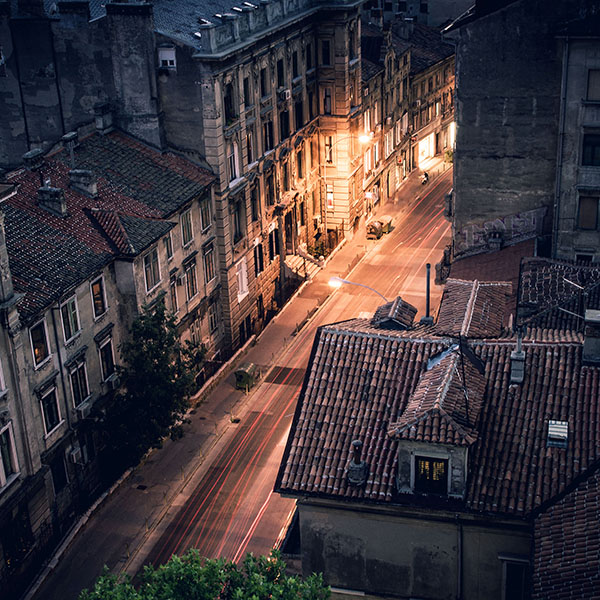 papers.co-ma70-nightstreet-city-nature-wallpaper