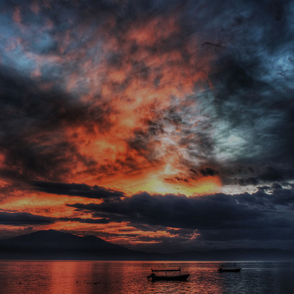 papers.co-mf60-peaceful-nighe-lake-on-fire-red-sun-nature-wallpaper