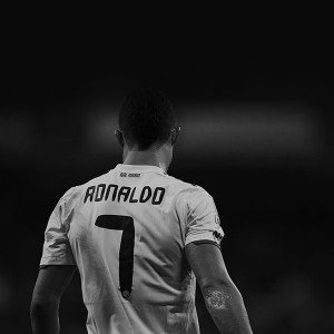 papers.co-hc75-cristiano-ronaldo-7-real-madrid-soccer-dark-1-wallpaper