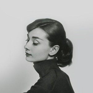 papers.co-hd40-audrey-hapburn-classic-sexy-woman-1-wallpaper