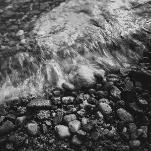 papers.co-me01-stone-dark-washed-river-1-wallpaper
