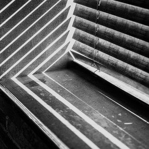 papers.co-mm44-dark-shadow-window-black-bw-interior-1-wallpaper